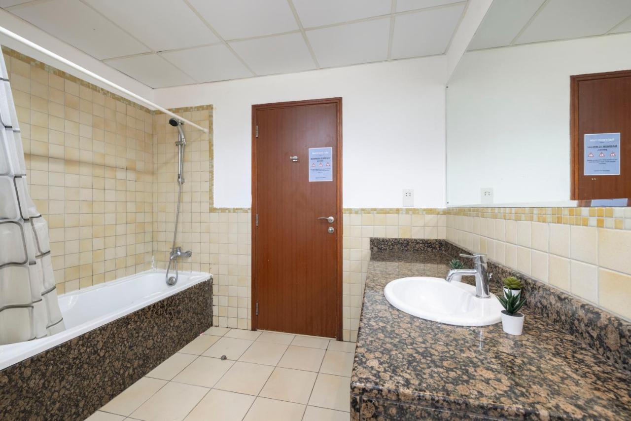 Next'House - Jbr Beach Hostel - Pool - Walk To Jbr Beach - Metro Station 두바이 외부 사진